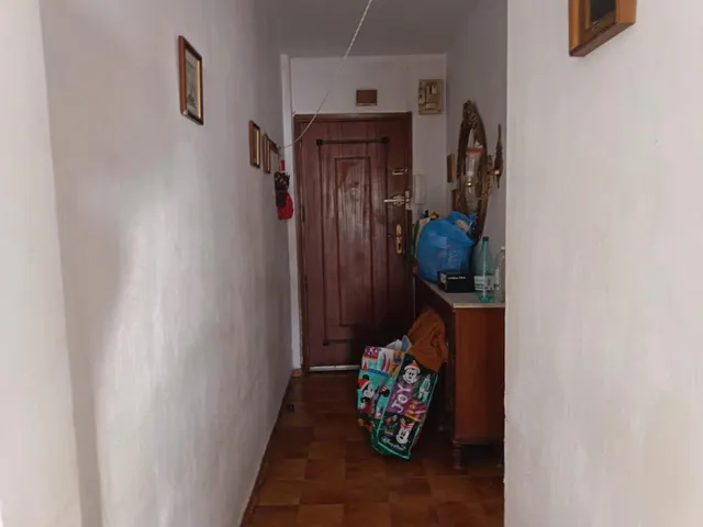 SE VENDE PISO / ASCENSOR/ PARA REFORMAR / BENALUA,/ JUNTO JUZGADOS — 11