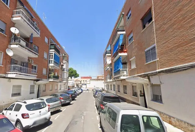 Piso en venta en Torrent (Valencia). Sin posesión (No visita