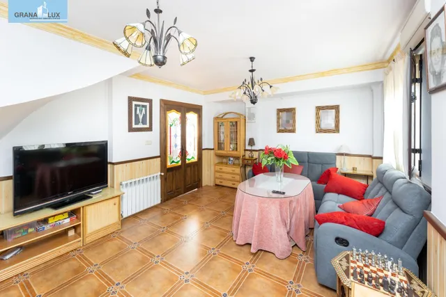 VIVIENDA PAREADA EN MONTELUZ — 25