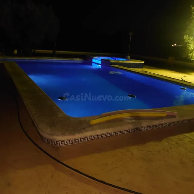 Chalet exclusivo con piscina, jacuzzi, aerotermia y zona de 