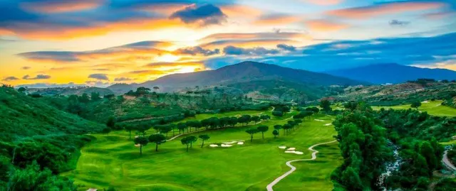Adosado en venta en La cala Golf, primera línea de Golf — 2