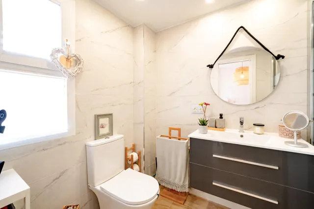 ESPECTACULAR VIVIENDA REFORMADA, TOTALMENTE EXTERIOR, CON BALCÓN Y ASCENSOR A COTA 0 JUNTO A LOS JARDINES DEL TURIA — 17