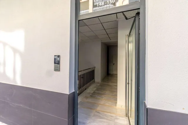 Apartamento céntrico construido en 2024 (aprox. 71 m2 - 3.ª planta) con piscina en la azotea, a solo 250 m de Piscinas Naturales/Playa del Cura, ¡y con licencia turística! — 29