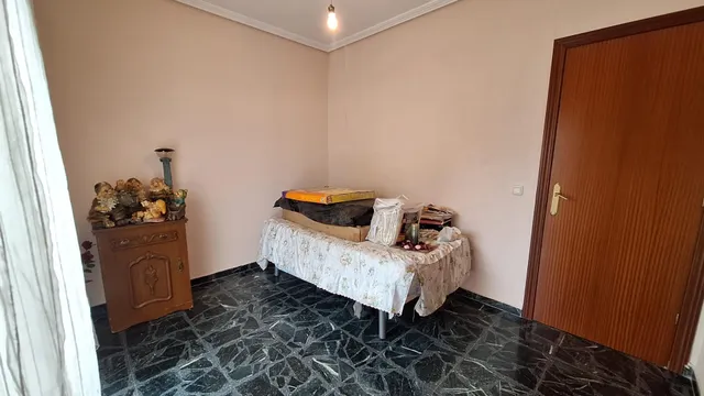 CASA DE DOS PLANTAS, COCHERA Y PATIO EN ALMODOVAR DEL RIO!! — 23