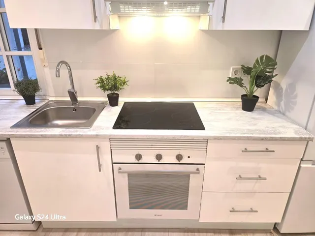 Planta baja 1 habitación 72m² en alquiler - Centro — 12