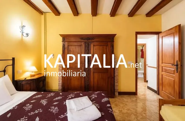 Casa con piscina privada en el palomar — 12