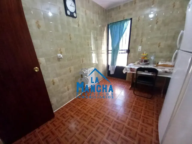*250.000€*. inmobiliaria la mancha vende parcela urbana en urbanización riachuelos (Albacete). — 25