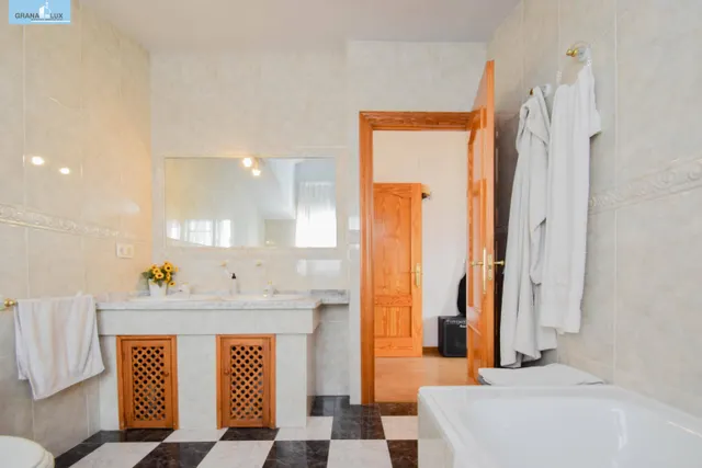 FANTASTICO CHALET — 25