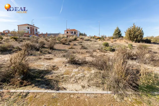 Venta de parcela urbana en Otura (Zona Santa Clara Golf) — 6