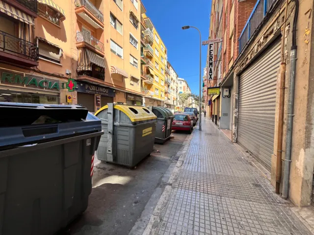 Local comercial 670m² en venta - Hospital - foto 4