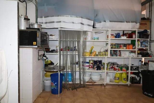 Local comercial 400m² en venta - Playa del cura — 34