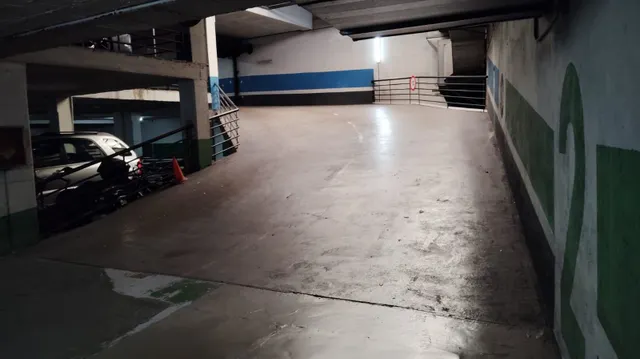 Parking 10m² en alquiler - Eixample — 5