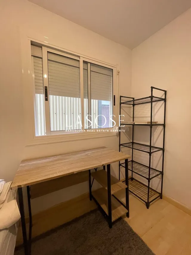 Apartamento amueblado de dos dormitorios en alquiler al lado - foto 4