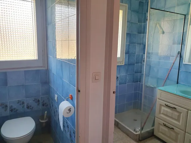 CASA EN VENDA A SANT MARTÍ DE TOUS -  GARATGE + PIS + GOLFES + JARDÍ — 8