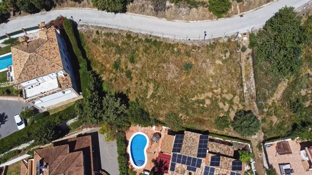 Terreno en Mijas con vistas al mar y construcción exclusiva — 12