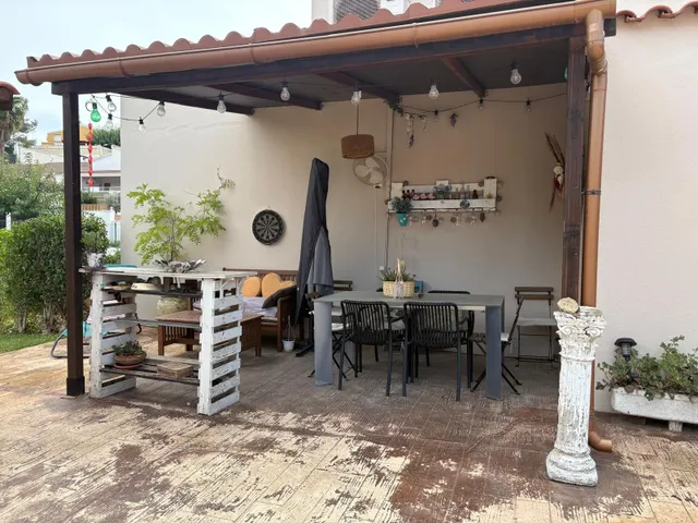 EXCELENTE CHALET EN PERFECTO ESTADO — 8