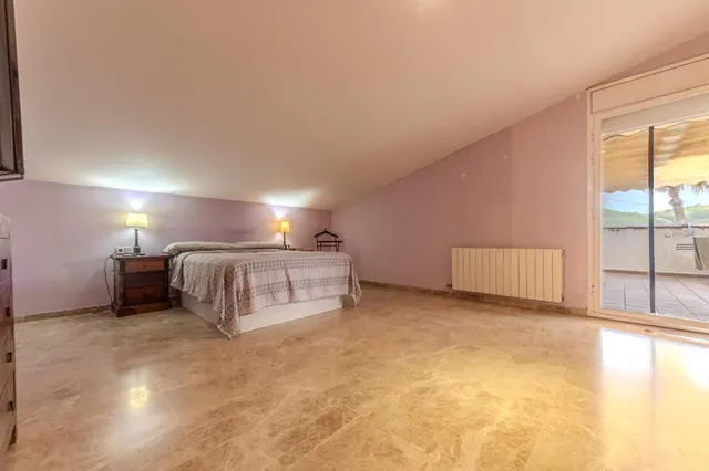 Casa exclusiva y sostenible en Bosques de Tarragona — 38