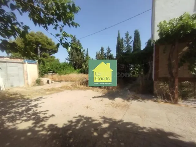 LA CASITA VENDE AMPLIA CASA CON TERRENO A 1 KM DE ALBACETE - foto 5