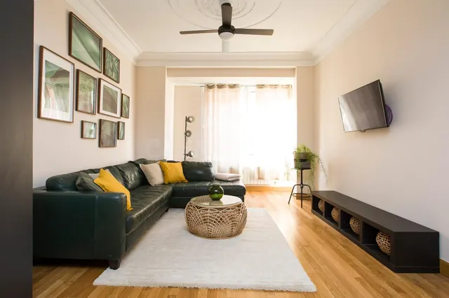 Se Alquila bonita Vivienda de 3 dormitorios y 2 baños en Zon - foto 5