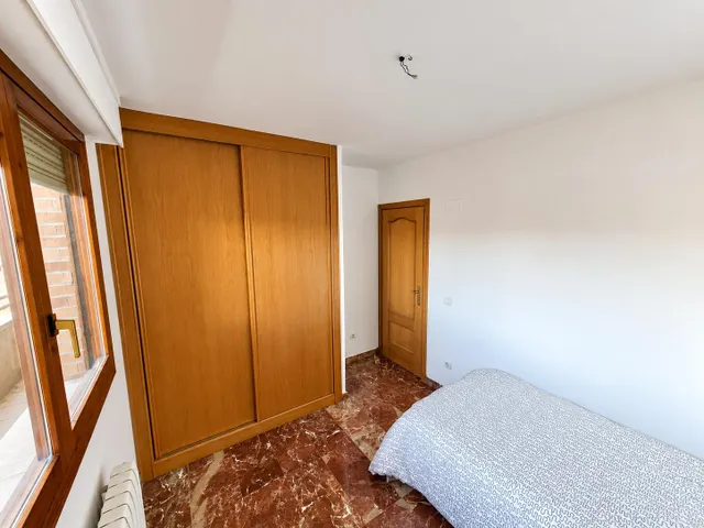 Espectacular dúplex tipo tríplex con solárium privado y vistas en actur — 23