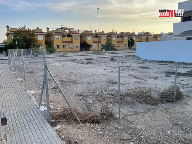 TERRENO URBANO EN CALLOSA DEL SEGURA — 9