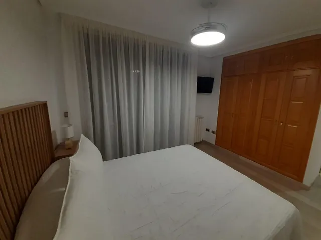 ESPECTACULAR PISO DE ALQUILER CON GRAN PATIO PRIVADO, PISCINA, COCHERA Y TRASTERO — 19