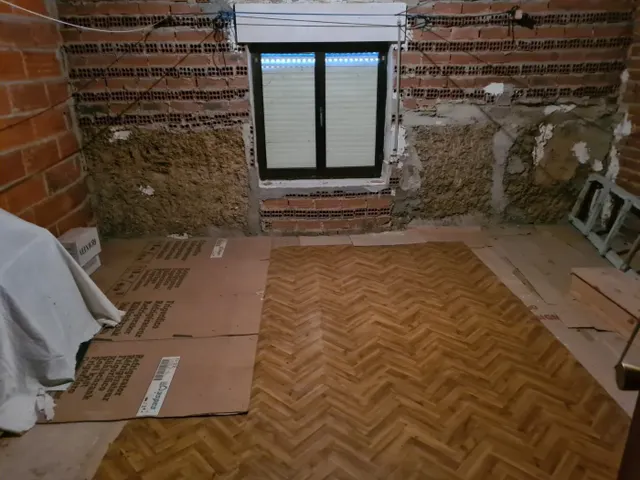 SE VENDE CASA DE DOS PLANTAS EN MATALLANA DE VALMADRIGAL.5 HAB., SALÓN, COCINA, 2 BAÑOS, PATIO. — 12