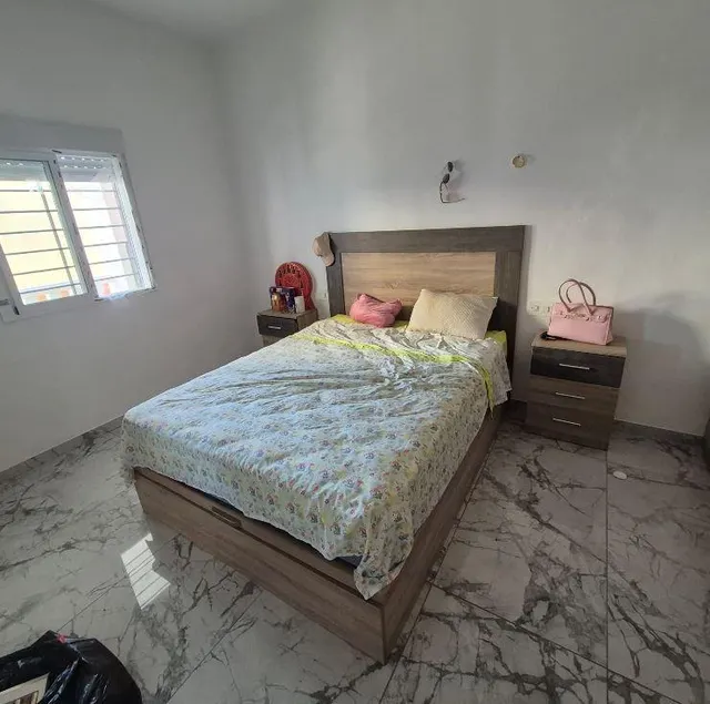 SE VENDE CASA TOTALMENTE REFORMADA EN EL GRUPO SAN ANTONIO — 21