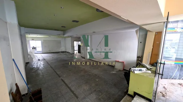 Amplio Local Comercial en Caceres - Con salida a dos calles - foto 3