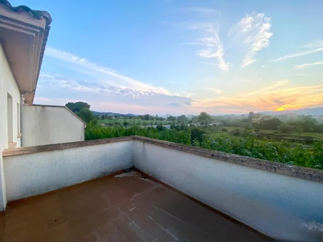 Exclusiva casa a tres vientos con jardín en Santa Bárbara — 23