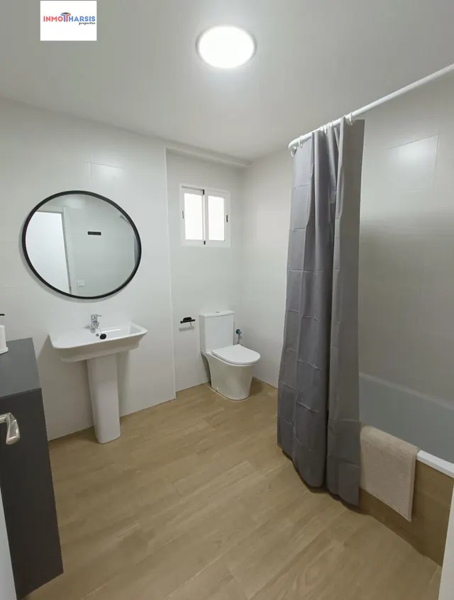 SE VENDE PIOS CALLE CUCARRO — 15