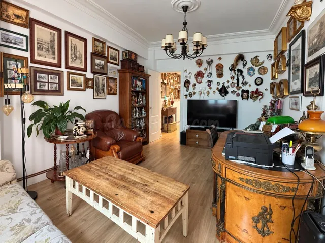 ESPECTACULAR VIVIENDA DE 4 DORMITORIOS , JUNTO A LA PLAZA PO - foto 2