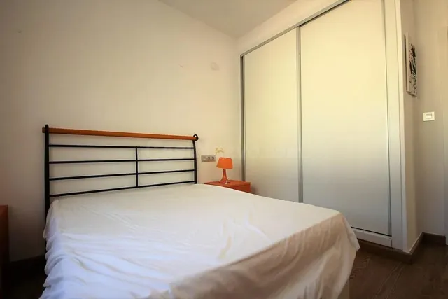 * Villa de 4 dormitorios, piscina y garaje en parcela de 810m2 en Albir * — 13