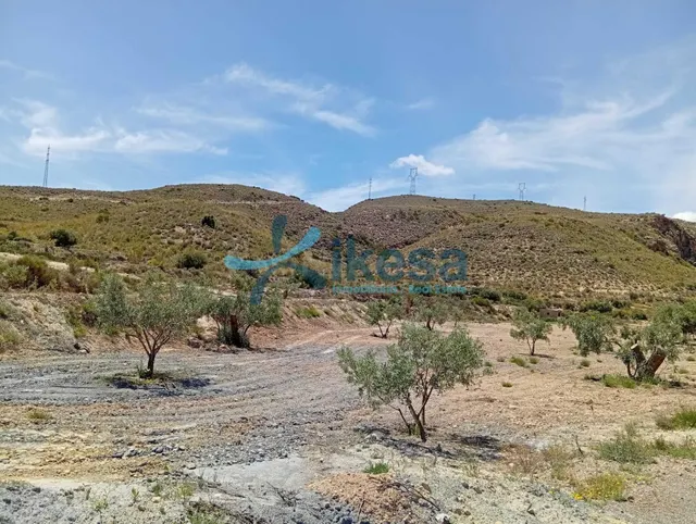 VENTA DE TERRENO RURAL EN LUCAINENA DE LAS TORRES (ALMERÍA) - foto 5