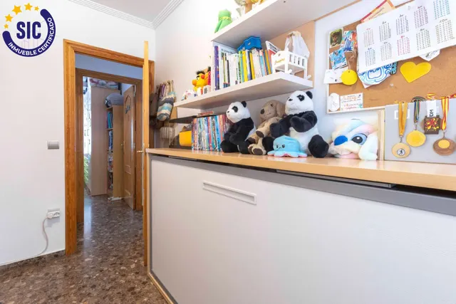 Se vende amplio piso en zona céntrica de Torrent — 13