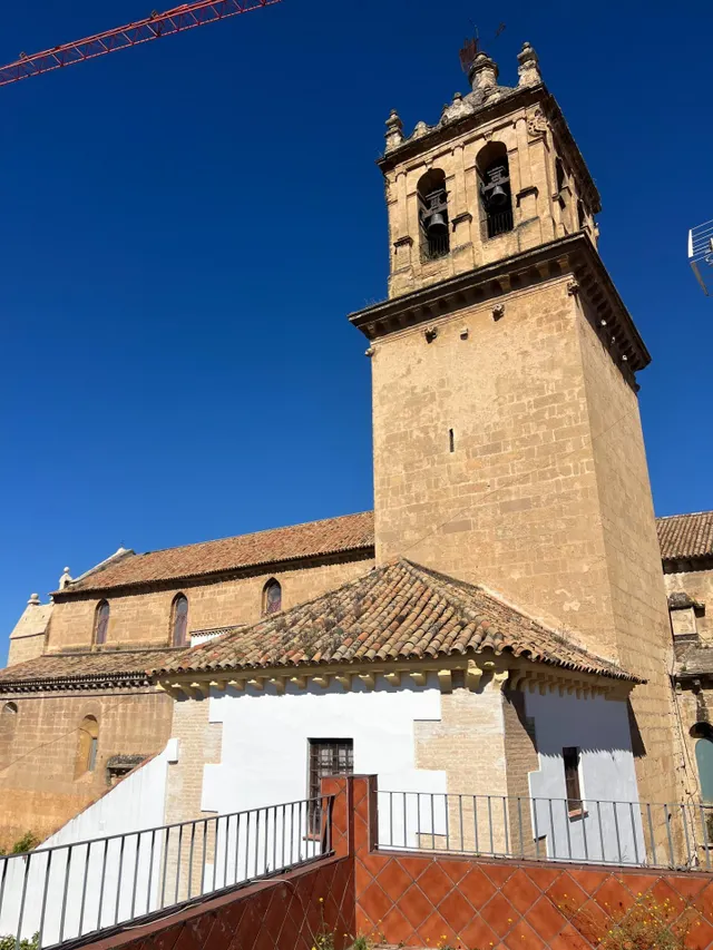 Gran casa con garaje y Local en Plaza Santa Marina — 24