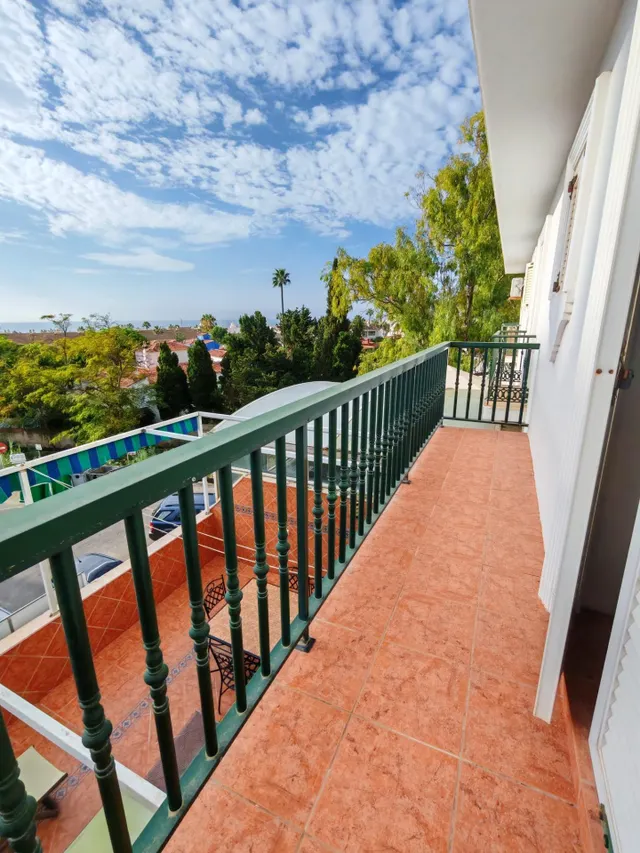 Espectacular dúplex con grandes terrazas y vistas, a 250 m de la playa Carihuela — 22