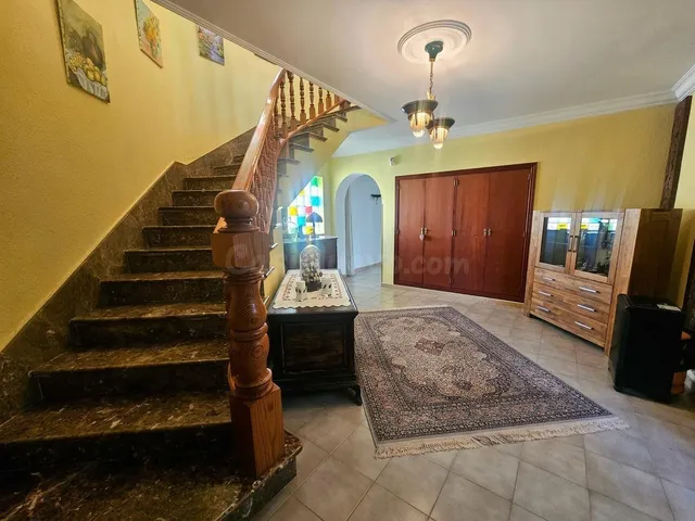 Exceptional Detached Corner Villa with Swimming Pool and Pri - foto 3