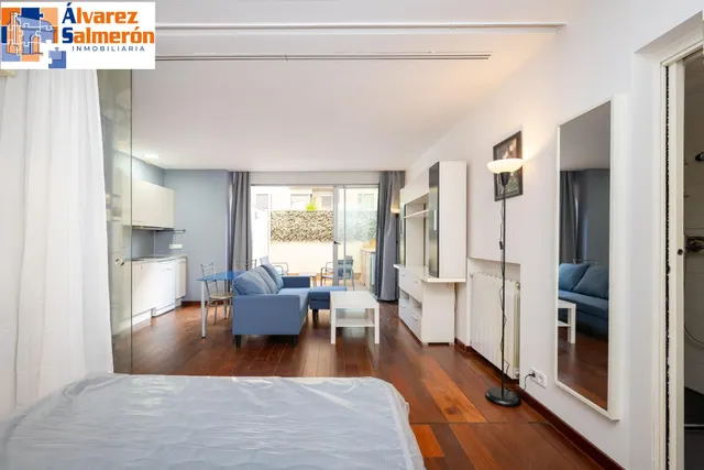 Apartamento tipo loft con garaje incluido y piscina en zona Parque Lagos — 17