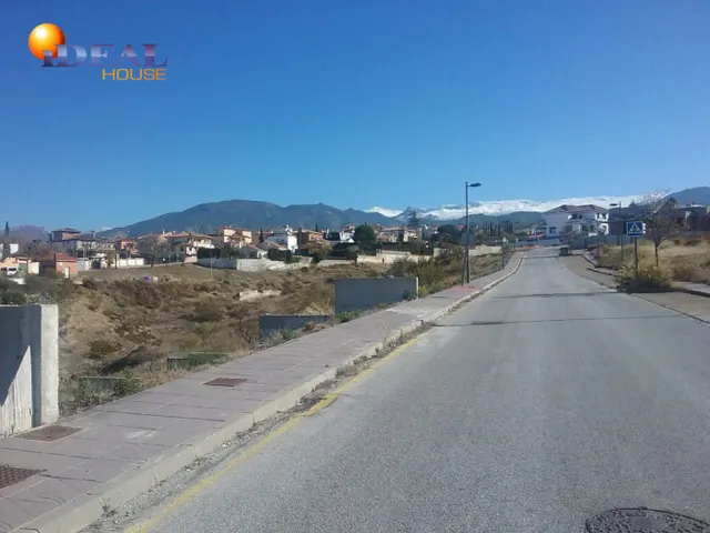 PARCELA 502 M2 EN P-12 LA ZUBIA — 10