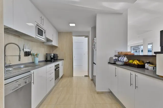 Exclusivo ático tríplex ESQUINA en la codiciada zona de La Cala cerca al golf y playa — 26