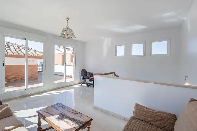 EXCLUSIVO CHALET INDIVIDUAL EN HUÉTOR VEGA — 37
