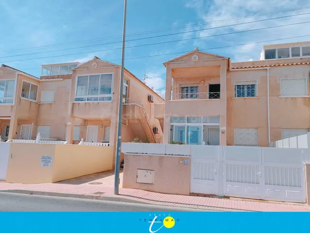 MAGNIFICO BUNGALOW DE PLANTA ALTA CON PISCINA COMUNITARIA, I - foto 3