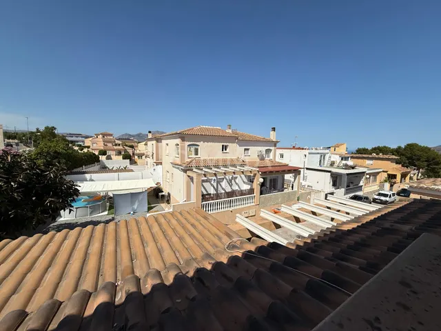 Exclusivo pareado en Pinar de Garaíta de cinco habitaciones — 23