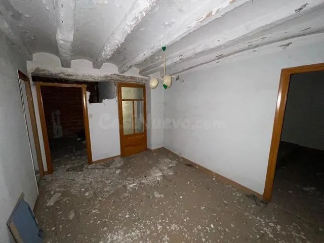 Casa en venta en el centro de Mora d’Ebre (Tarragona) - foto 4