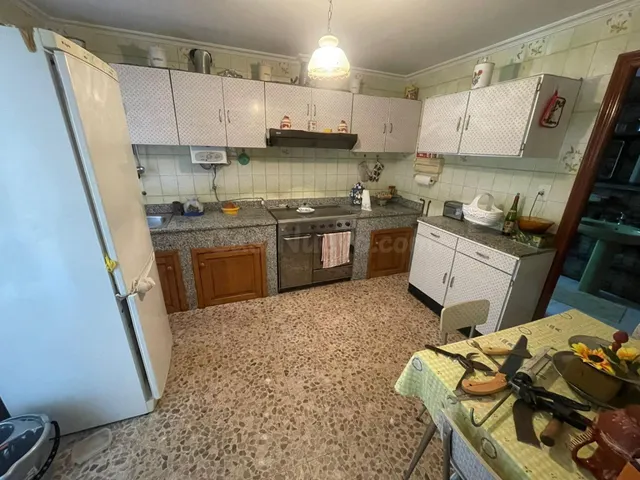 SE VENDE CASA EN BARROSO, MUNICIPIO DE AVION. - foto 4