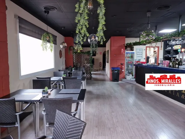 EXCELENTE CAFETERÍA ⛾ RESTAURANTE EN ZONA RESIDENCIAL DE ALT - foto 3