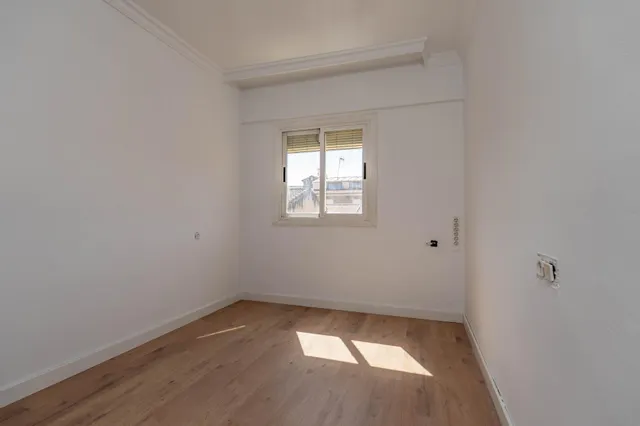 ¡Oportunidad en Armilla! Piso reformado de 3 dormitorios. — 15