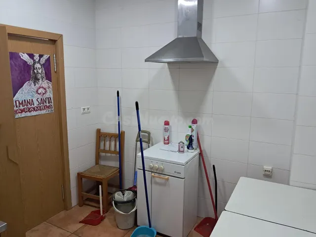 Local comercial 3 habitaciones 160m² en alquiler - Andalucia - foto 5