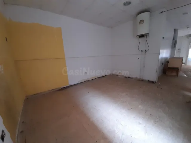 Local comercial 89m² en venta - Colegio Mediterraneo — 2